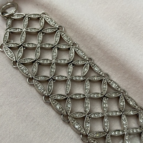 Silver applique trim, Bridal Applique, trim, crystal rhinestone applique - Picture 7 of 7